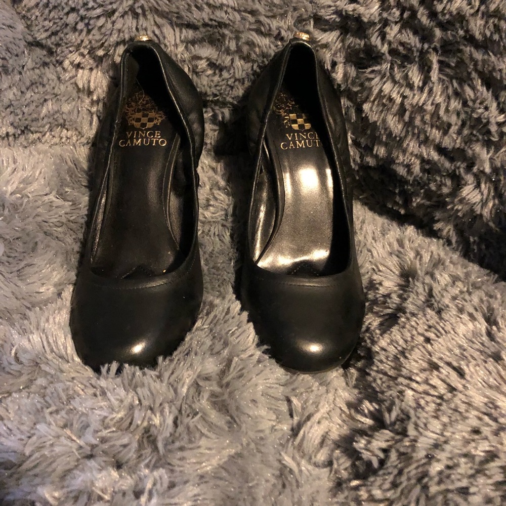 Heels - Picture 2 of 4